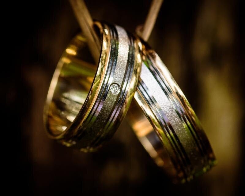 Two gold wedding rings