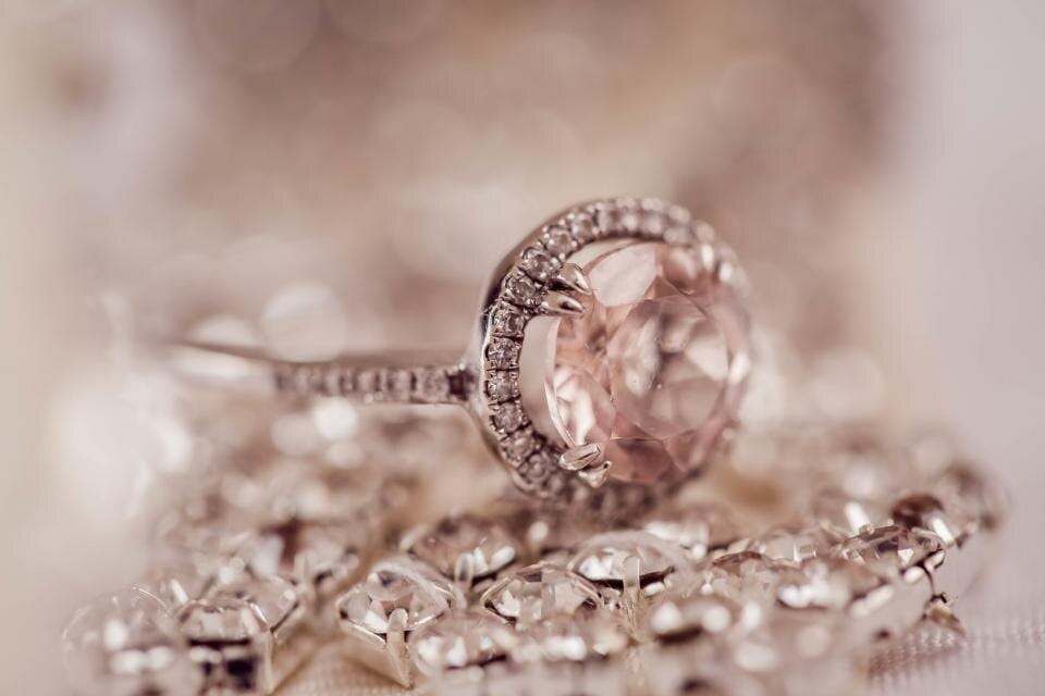A cluster of fine gold diamond rings
