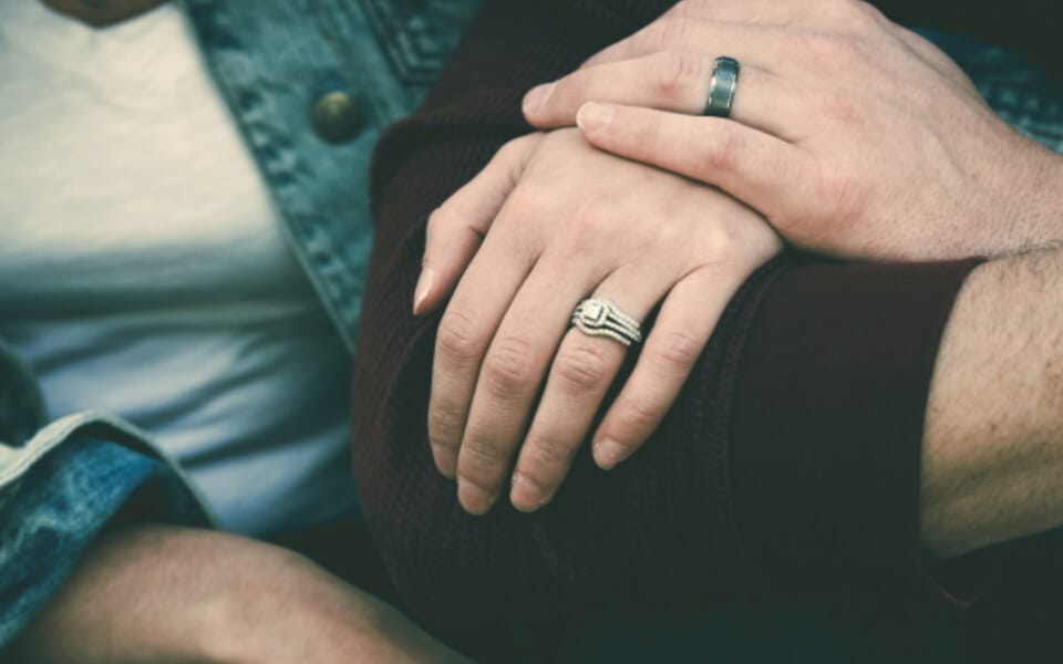 A couple with an engagement ring — ring styles and trends in Lebanon for 2026