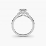 Bague de fiançailles diamant taille poire à pierres latérales, vue de profil