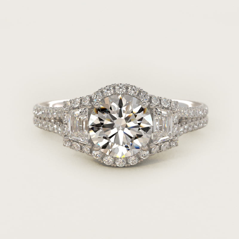 Bague de fiançailles diamant rond halo trois pierres